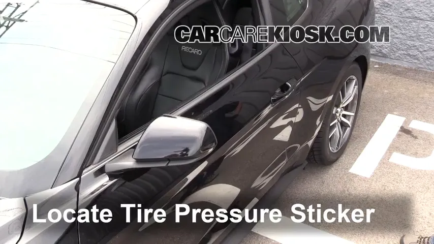 2017 Ford Mustang GT 5.0L V8 Tires & Wheels Check Tire Pressure